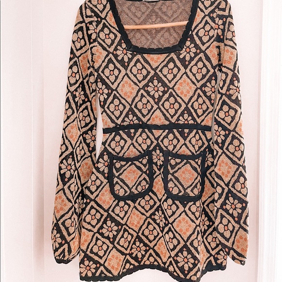 Alice McCall Dresses & Skirts - Alice McCall 60s Style Knit Mini Dress  (re-Posh)